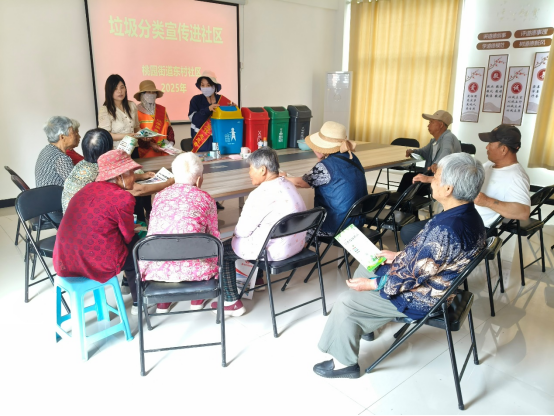 泉山区东村社区开展垃圾分类科普宣传活动
