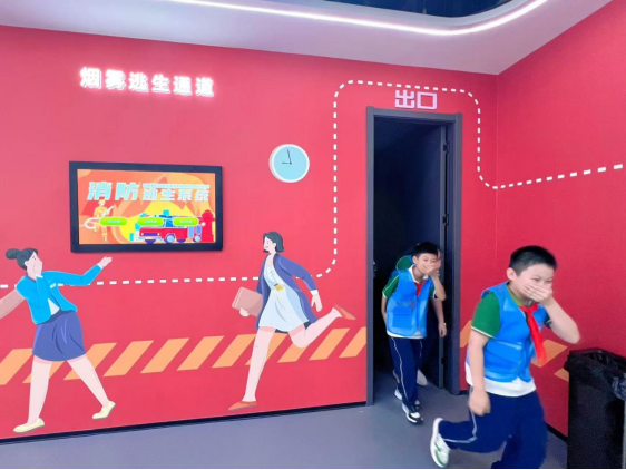 金秋科普行！云龙区科技局携黄山中心小学学子探秘科学1001.png