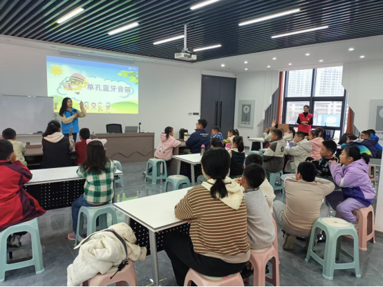 泉山区七里沟街道举行“行走的科技课堂”科普活动