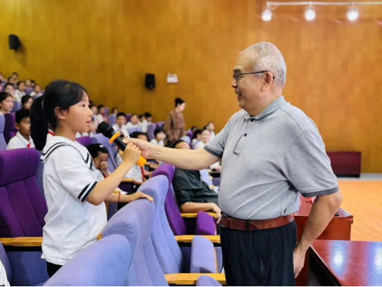 弘扬科学精神 培育时代新人-2026年“中科院老科学家进校园巡讲” 活动（第一批）收官630.png