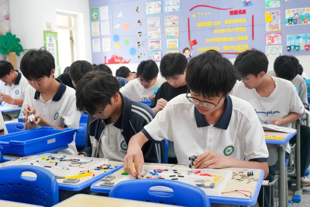 第三十二届江苏省青少年科技模型大赛徐州选拔赛顺利举办